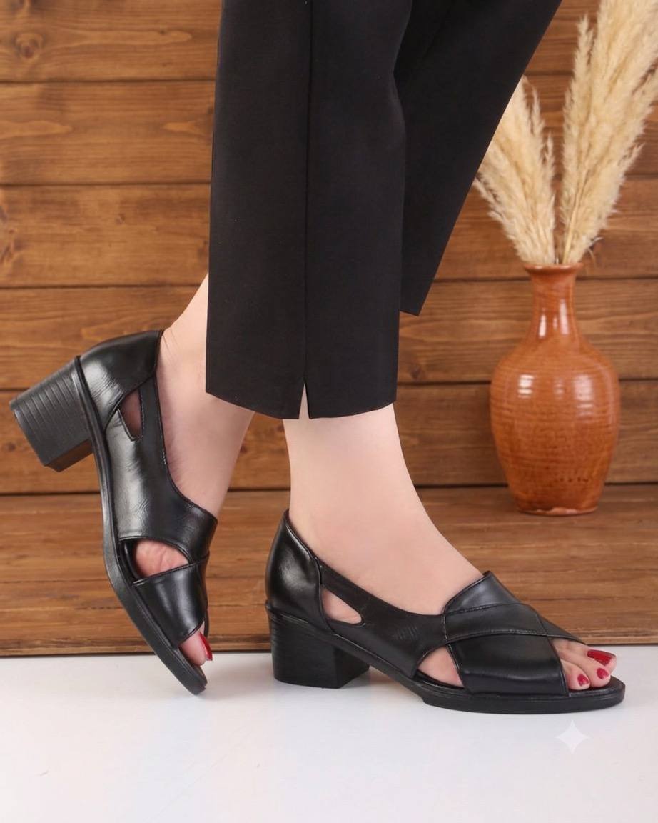 صندل تابستونی راحتی چرمی زنانه دخترانه